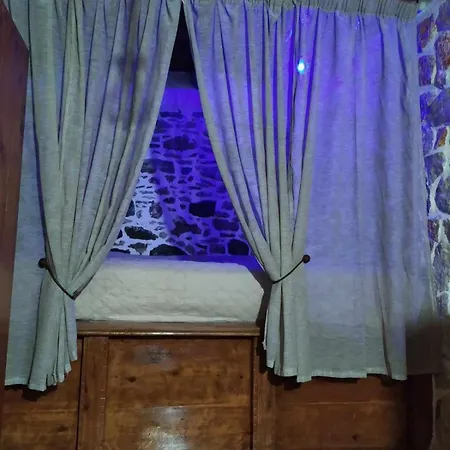 Apollon Traditional House *