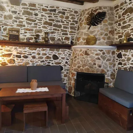 Daire Apollon Traditional House *