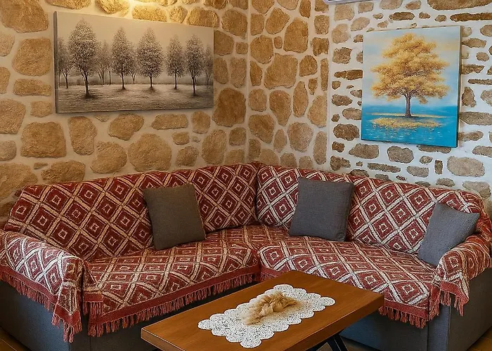 Apartment Apollon Traditional House *