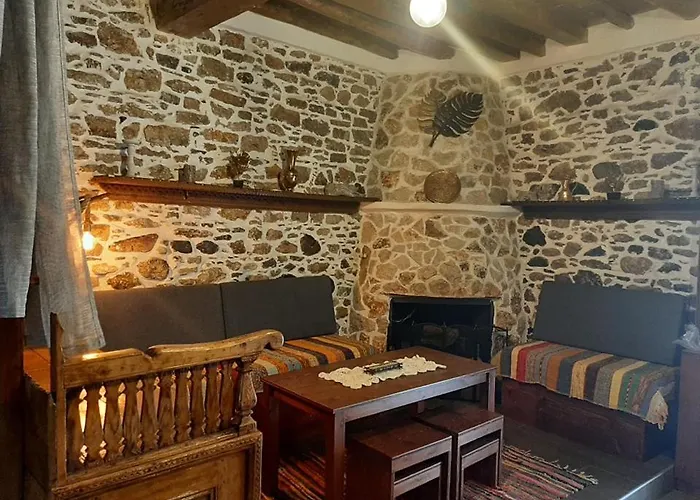 Apollon Traditional House דירה Apollona