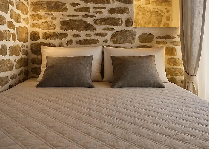 Apollon Traditional House *